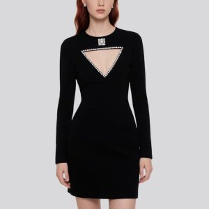 sexy-and-elegant-long-sleeved-dress-for-women